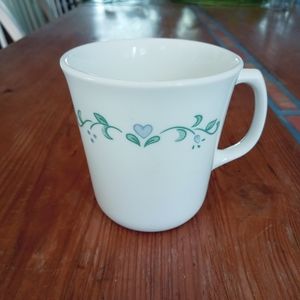 Vintage Corelle Corningware 12oz Blue Heart Vine Ceramic Mug